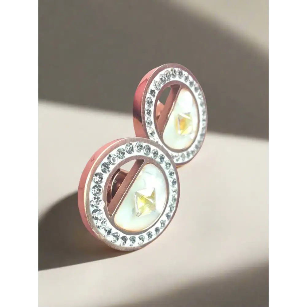 Modern and Minimalist Stud Earrings - Earrings