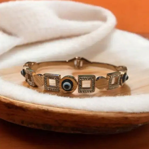 Evil eye bracelet rose gold