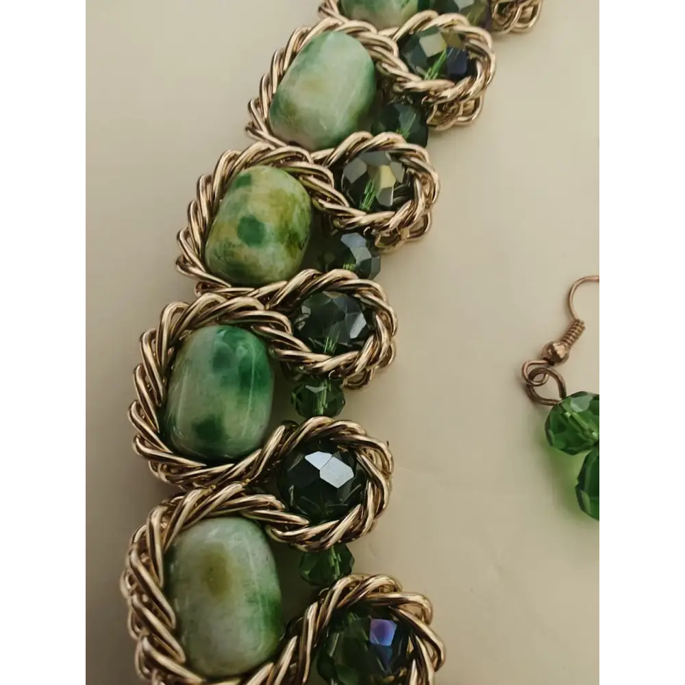 Golden-green Geometric Chunky collar bib necklace golden green Statement Jewellery - Necklace