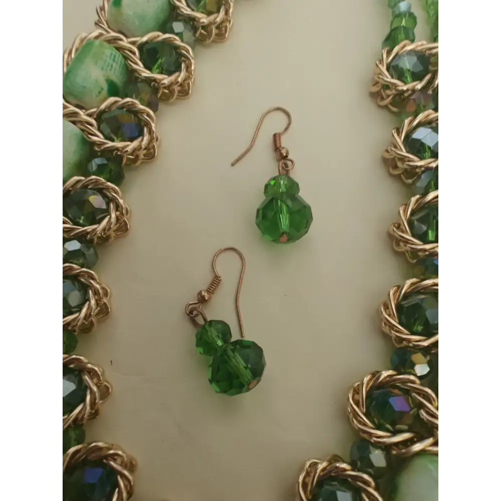 Golden-green Geometric Chunky collar bib necklace golden green Statement Jewellery - Necklace
