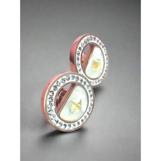 Modern and Minimalist Stud Earrings - Earrings